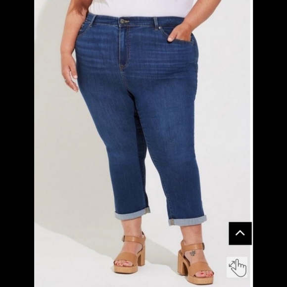 TORRID Crop MidFit Skinny Super Soft Mid-Rise Jean - Picture 2 of 5